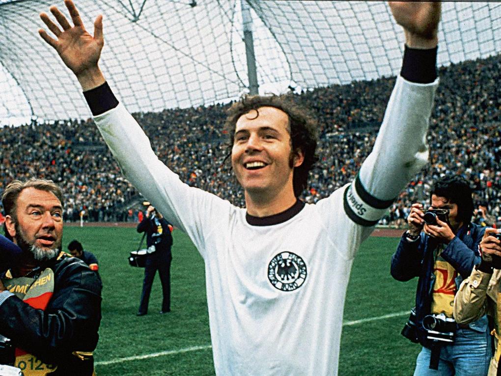 Franz-Beckenbauer-tao-nen-buoc-ngoat-lon-cho-doi-tuyen-Bayern