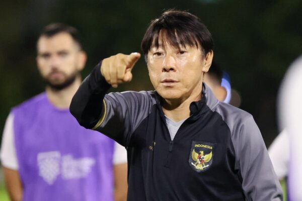 HLV-Shin-Tae-Yong-de-ra-muc-tieu-ro-rang-truoc-khi-thi-dau-Asian-Cup