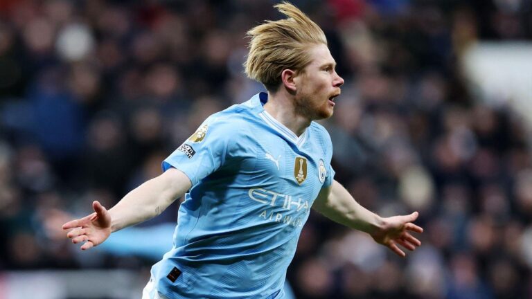 Kevin De Bruyne giúp Man City “lội ngược dòng” hạ gục Newcastle