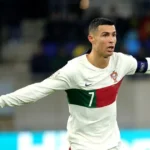Ronaldo-la-nhan-to-chinh-gop-phan-dua-Selecao-len-dinh-Euro-2024-min (1)_11zon